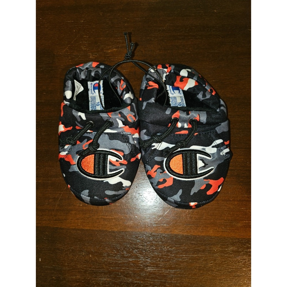 Champion Size 10Y University Camo Red/Gray/White/Black‎ Faux Fur Slippers